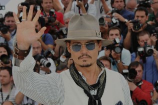 Cannes visto da lontano