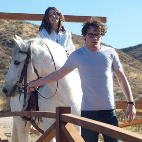 mediacritica_broken_horses_290